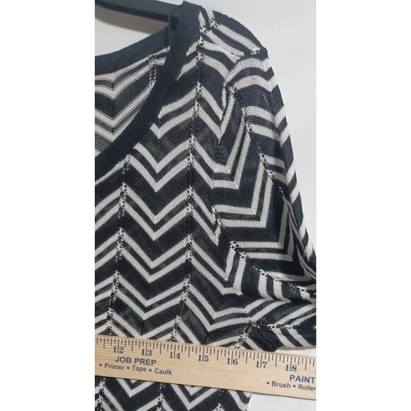 White House Black Market sz L Chevron Stripe Pointelle Sweater Dress Black White - Picture 4 of 9